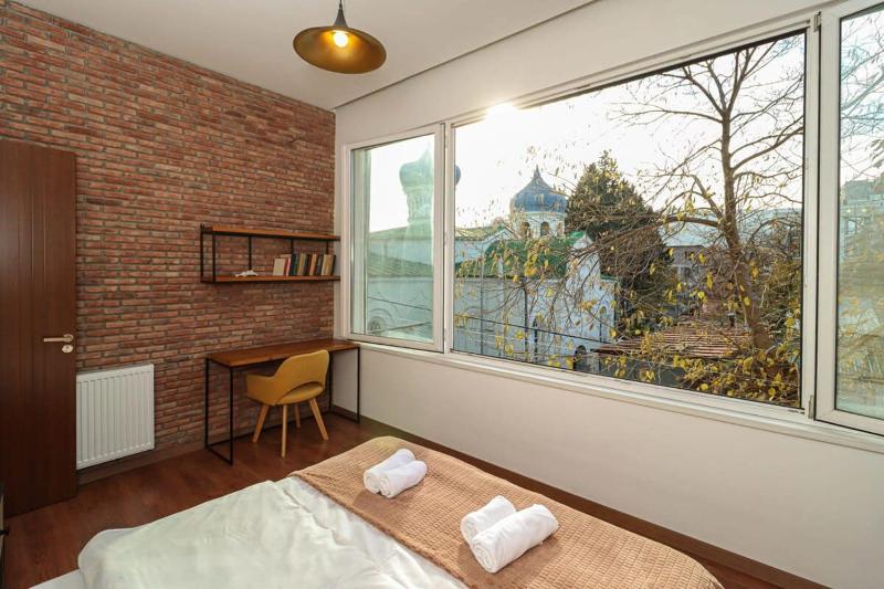 One bedroom Apartment near Fabrica — комфортный отель в Тбилиси