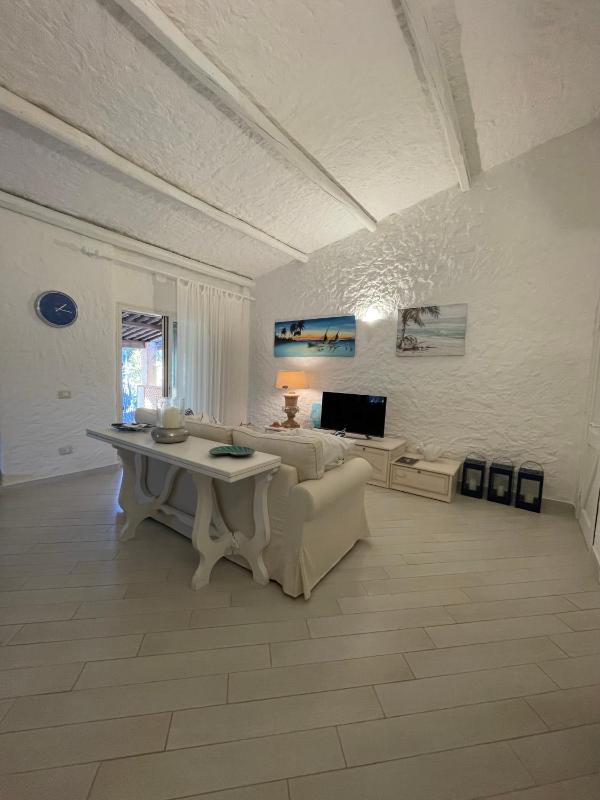 Villa Marghe a Budoni - Lussuosa villa fronte mare con jacuzzi