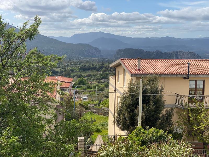 Montes a Dorgali - Spazioso appartamento con vista