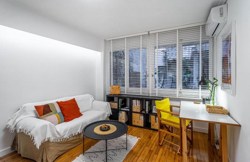 Lovely studio in Likavitos Hill — отель в Афины, Греция