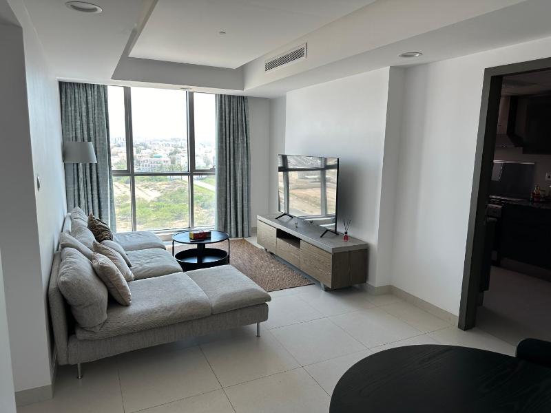 Pinnacle Row Cityscape Haven — отель с удобствами в мускате