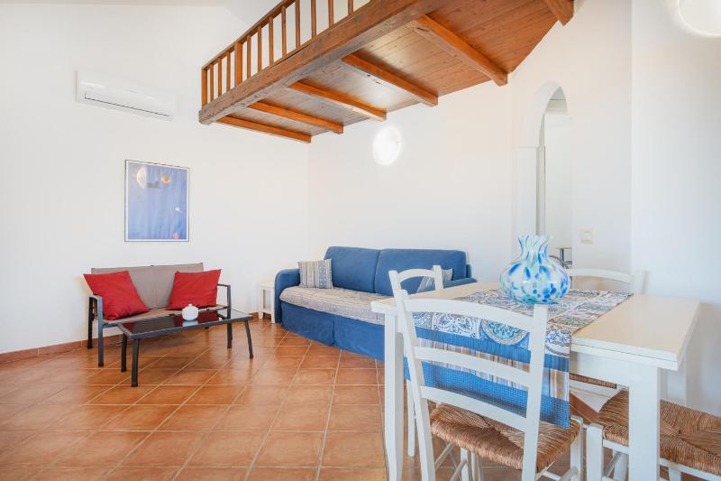AMBRA Holiday Rooms a Porto San Paolo - Oasi relax