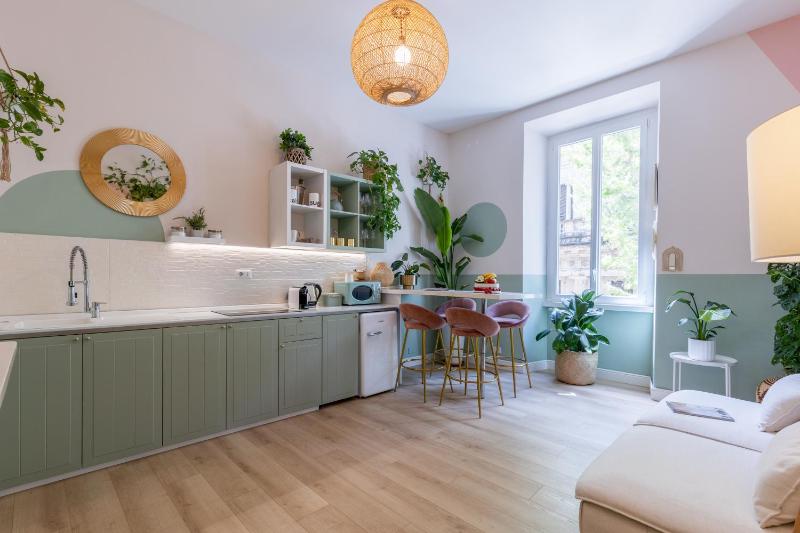 THE 38 HOME l Homkeey Luxury Apartment I Colosseum — комфортный отель в Риме