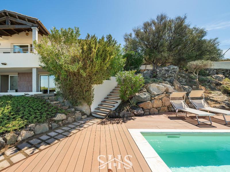 Villa Emilia a Terra Mala - Eleganza con piscina