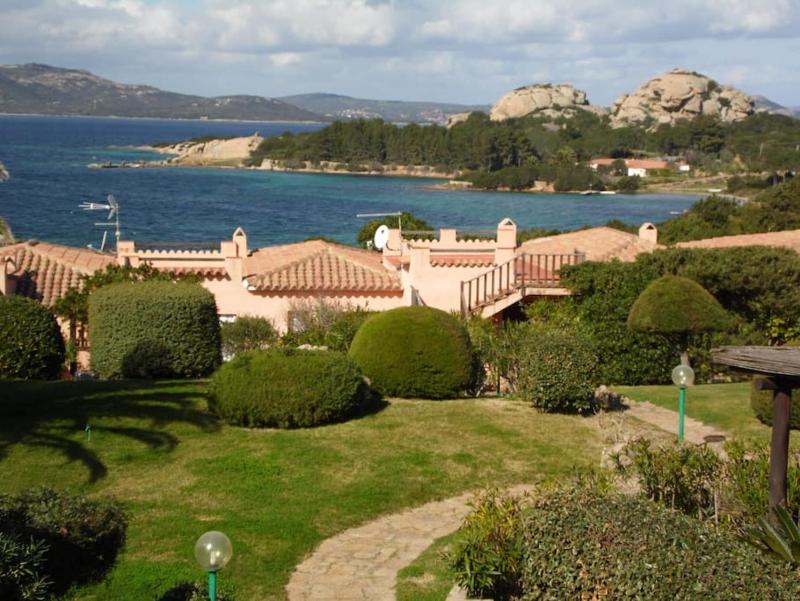 Mucchi Bianchi ad Arzachena - Lusso fronte mare