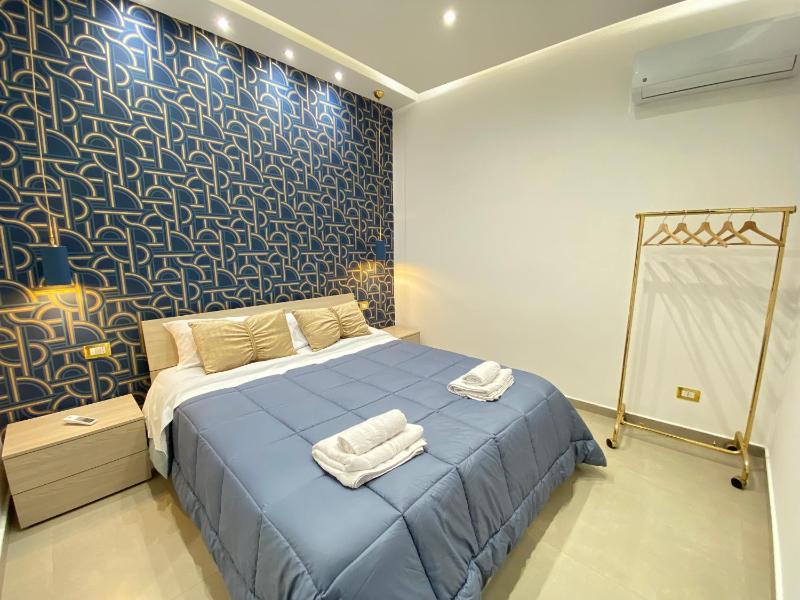 Dante Dream Apartment centro storico — отель в Неаполе, Италия