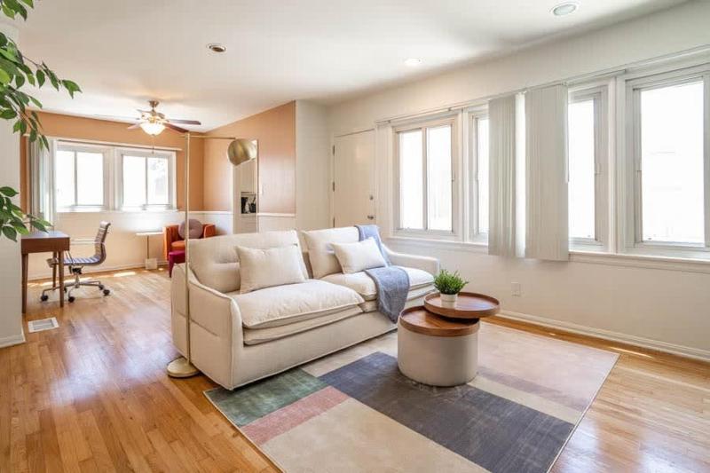 HUGE Cozy 2bd 1ba Apt w Office & Back Yard — отель с удобствами в Лос-Анджелесе