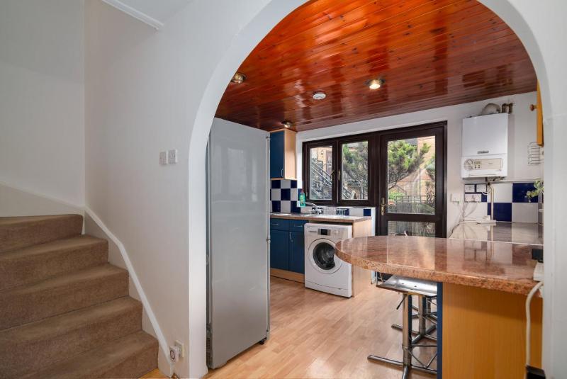 GuestReady - 4BR Home in Surrey Quays Canada Water — отель в Лондоне, Соединенное Королевство