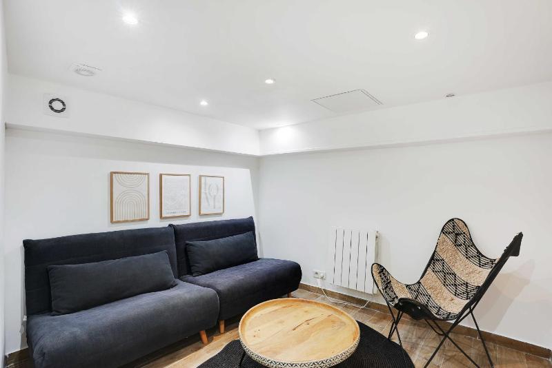 Cosy duplex 1BR St Fargeau — отель с удобствами в Париже