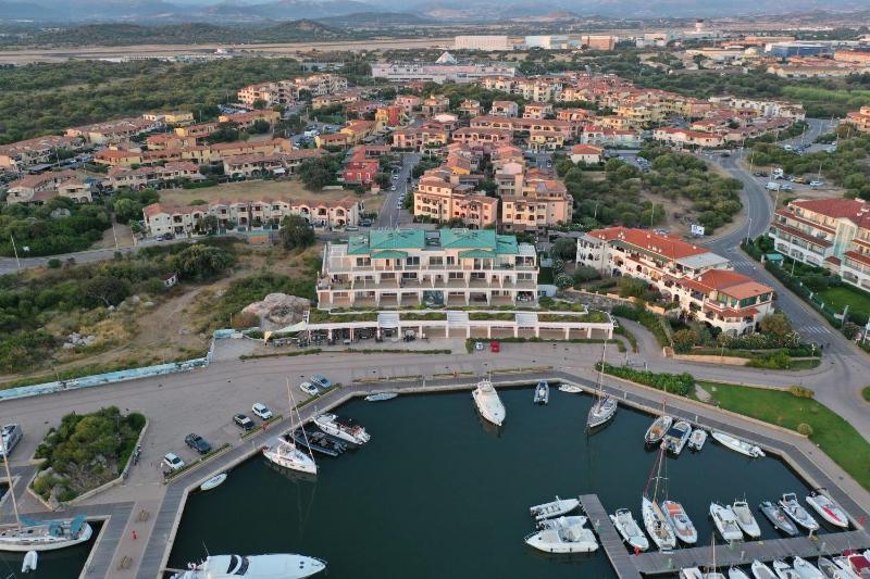 Casa Gisa a Olbia - Accogliente Appartamento con Vista
