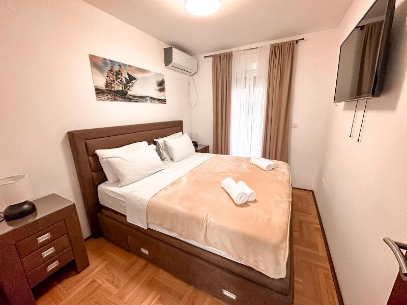 AvR Garden Budva — отель с удобствами в Будва