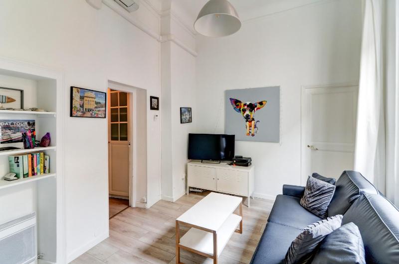 Lovely Cosy Flat in Nice old town — отель с удобным расположением в Николь