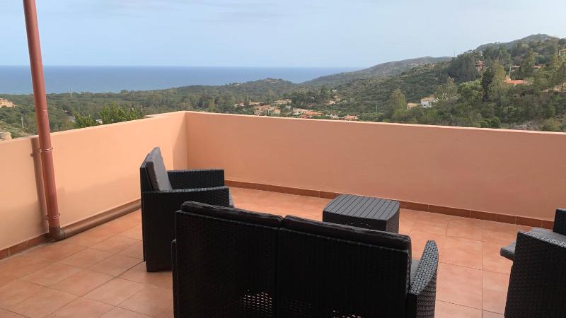 Eden Rock House a Domus de Maria - Splendida vista mare