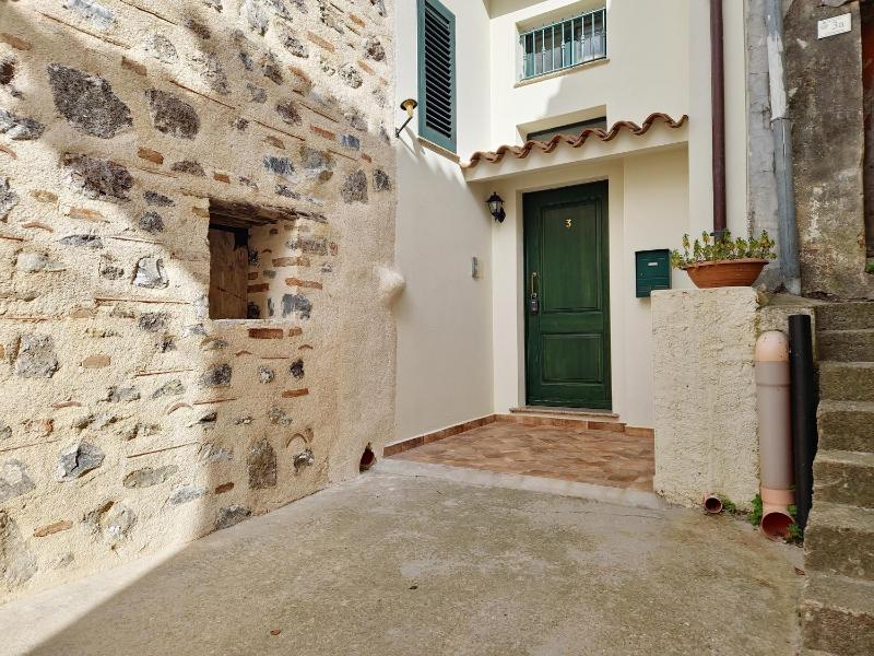 Domosola a Orosei - Appartamento con vista città