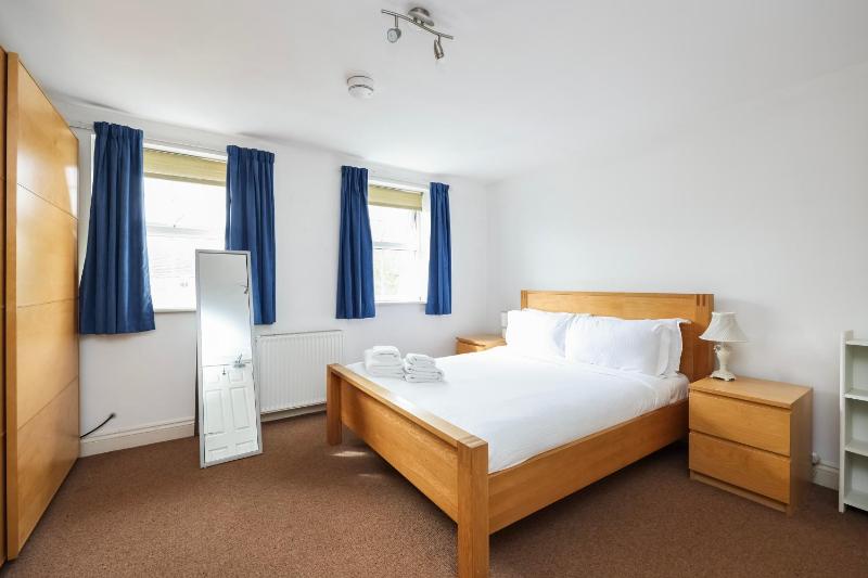 Double Rm and Ensuite in Clapham — отель с удобствами в Лондоне