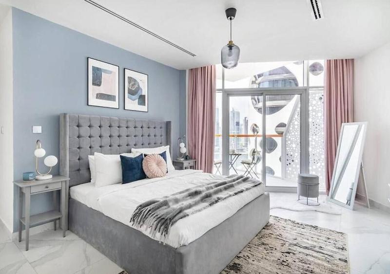 LuX Marasi Moods 2BD 7PX Burj Khalifa & Canal views — отель в Дубае, Объединенные Арабские Эмираты