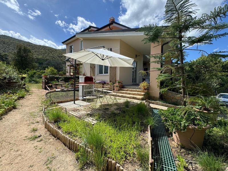Villa Dei Fiori a Capoterra - Esclusiva casa con idromassaggio