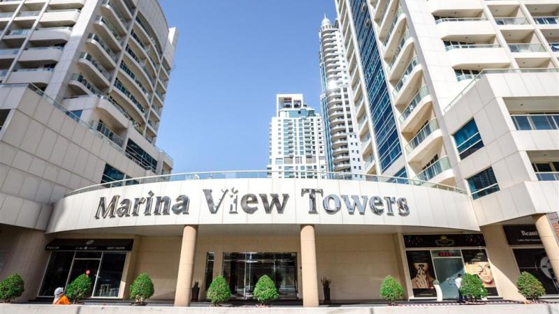 Marina View Retreat-1BR-Waterside Haven-Dubai Marina — отель с удобствами в Дубае
