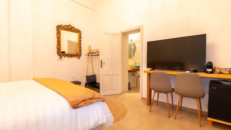 Depandance Eleonora a Oristano - Lussuosa Guest House