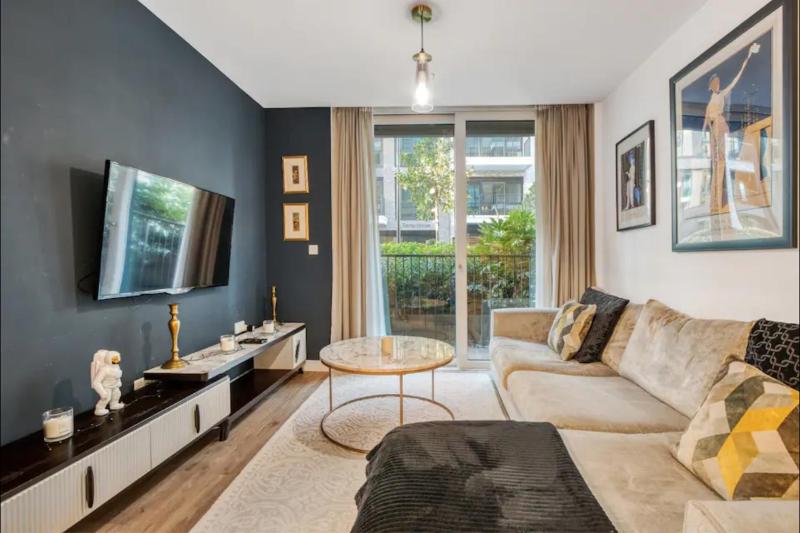 Chelsea Chic: An Upscale and Modern Flat — отель в Лондоне, Соединенное Королевство