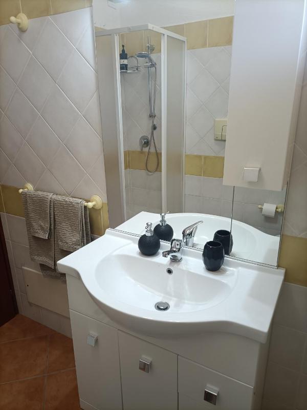 Sotgiu HOUSE a Olbia - Appartamento Tranquillo con Balcone