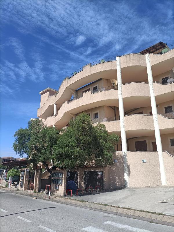 Sotgiu HOUSE a Olbia - Appartamento Tranquillo con Balcone