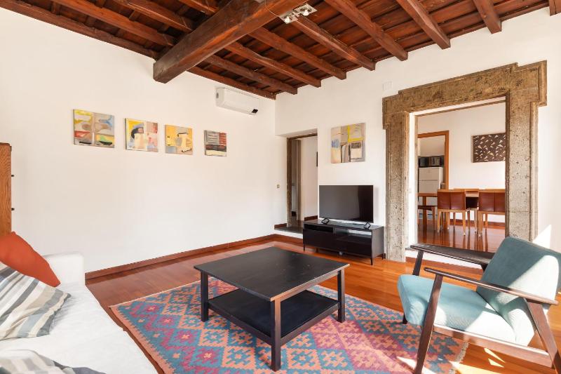 Farnese Apartment 1870 — отель с удобным расположением в Риме