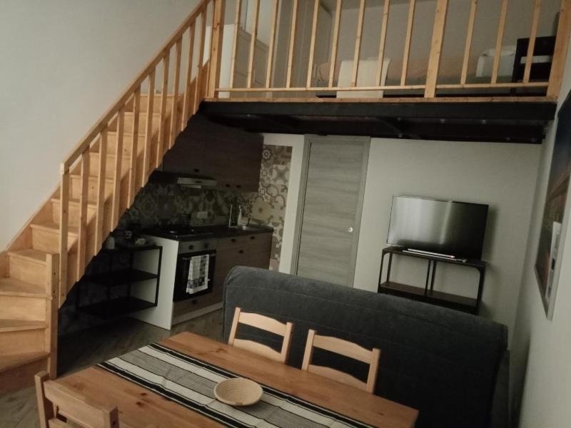 Цены на LA CASA DI FOFO' в Неаполе