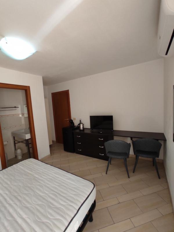 Monolocale Wengè a Siniscola - Studio con Spiaggia