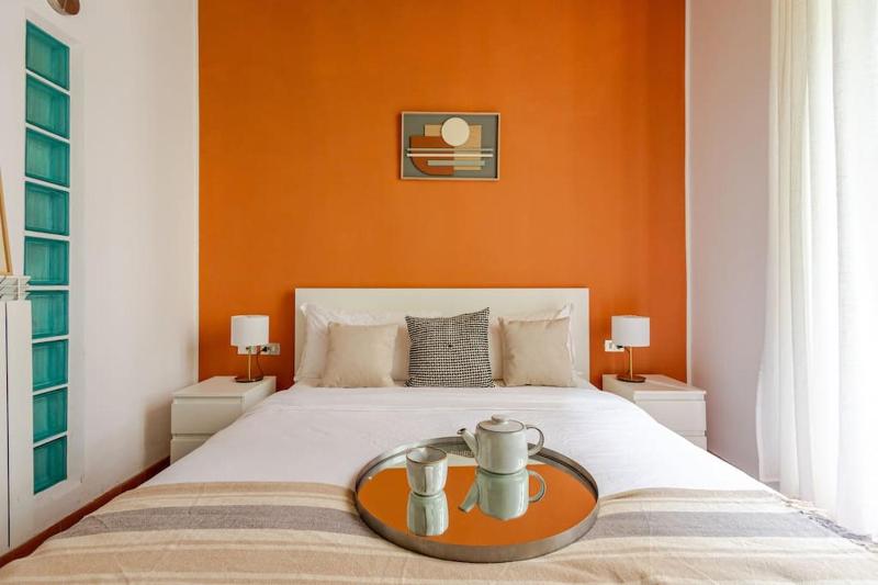 Center Apartments Milano - Charming Home Navigli — отель с удобным расположением в Милане