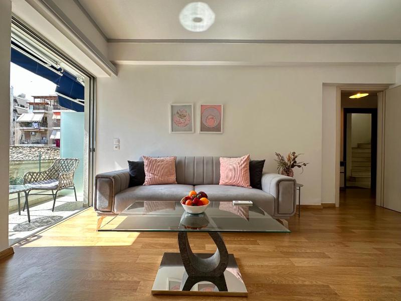 A7 Luxury Apartment Thisseo Acropolis — отель в Афины, Греция