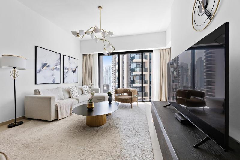 Spacious 2 bedroom in Downtown - 5 min to Dubai Mall — забронировать отель в Дубае