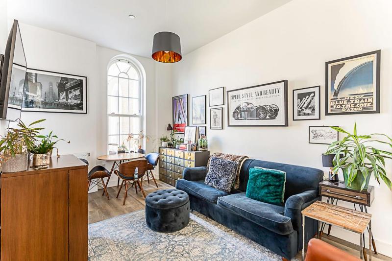 Contemporary Victorian Studio — отель с удобствами в Лондоне