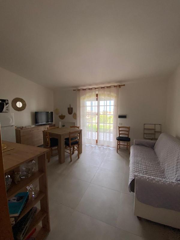 Casa Le Tonnare 6 a Stintino - Grazioso appartamento con giardino