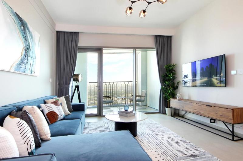 RH- Live in Luxury, 01BR with spectacular view — отель с удобствами в Дубае