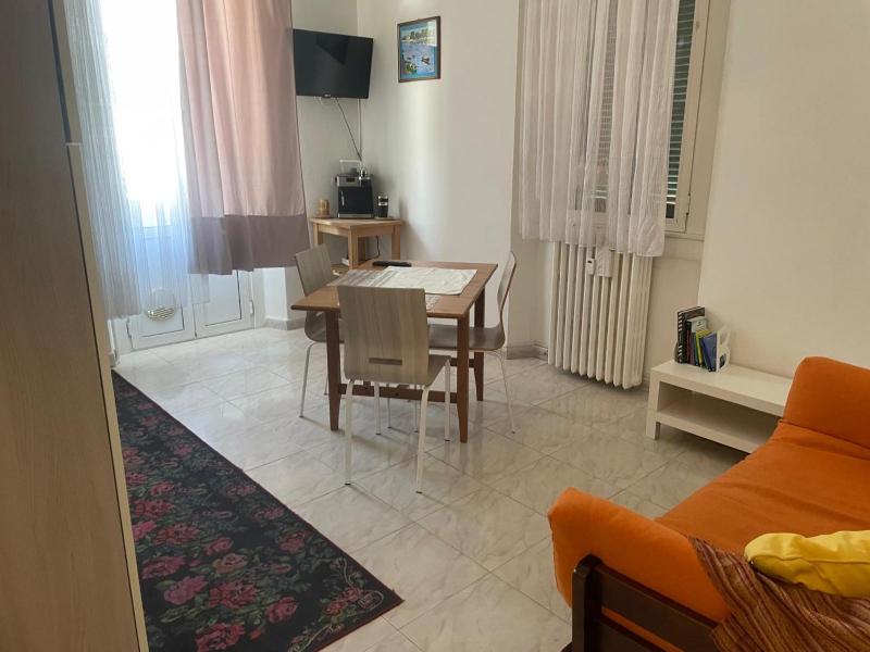 Apartment duomo bocconi navigli — отель с удобным расположением в Милане