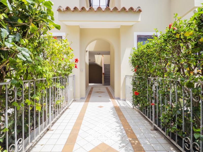 Bougainvillea a Pula - Accogliente appartamento vicino spiagge