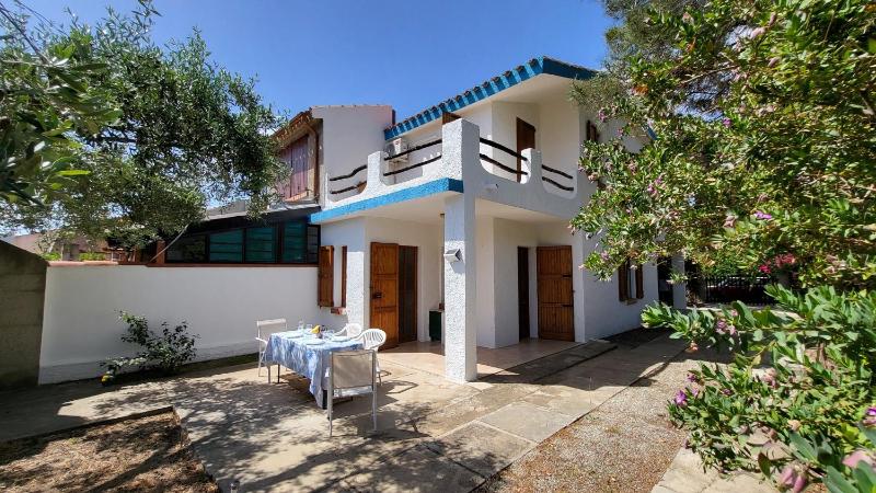 DomoMea a Solanas - Incantevole villa vista mare