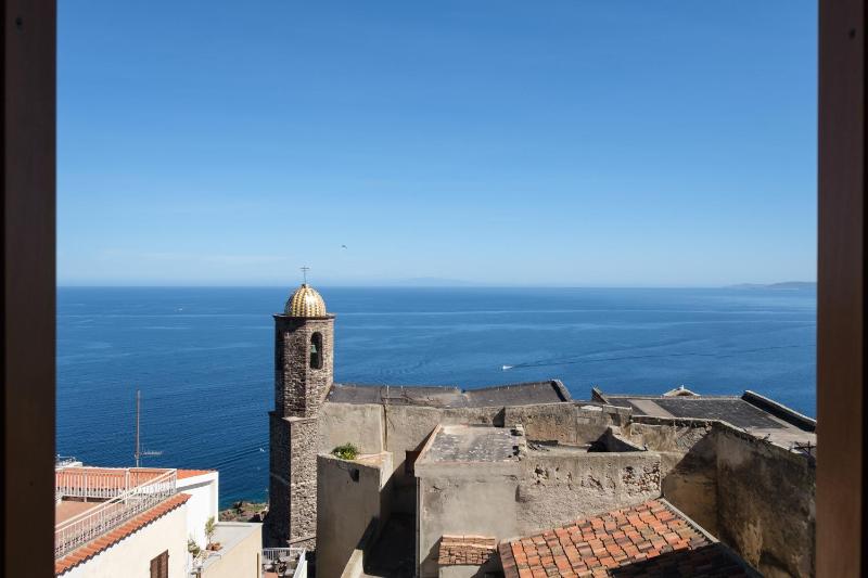 Studio nel Castello a Castelsardo - Soggiorno Unico