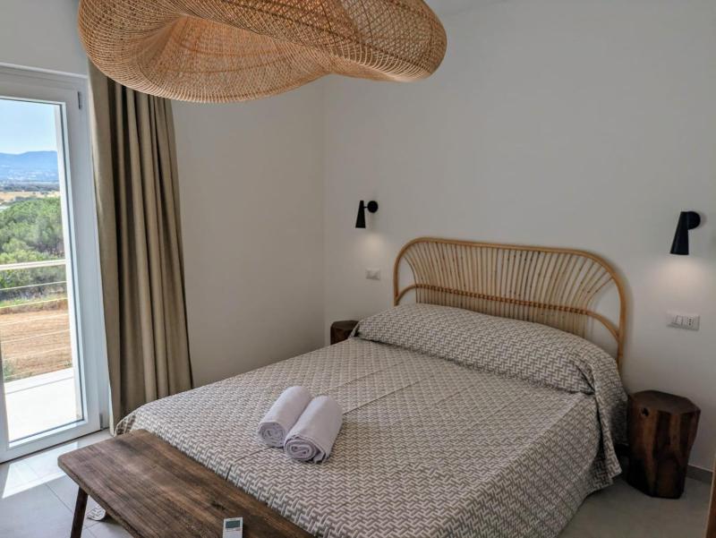 Agreen Country House a Olbia - Apt con piscina e vista
