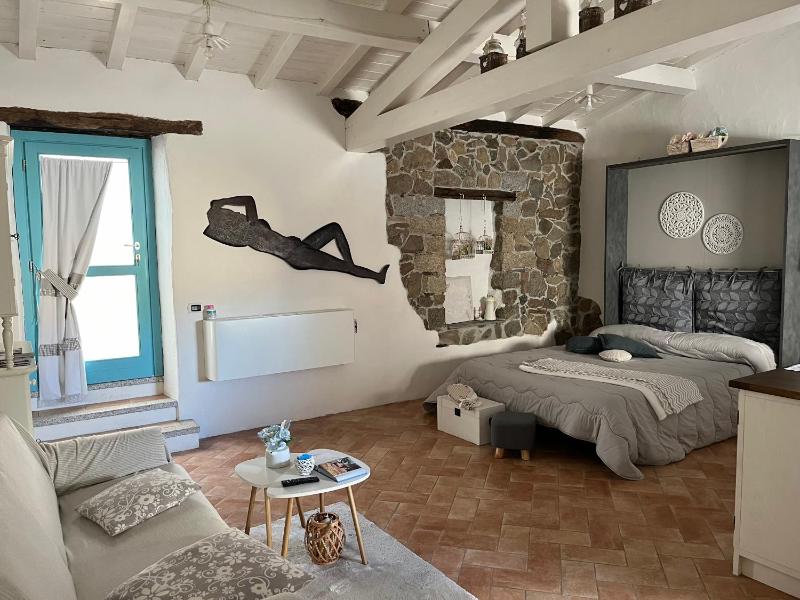 B&B Roseddu a Bitti - Accogliente Rifugio nel Centro Storico