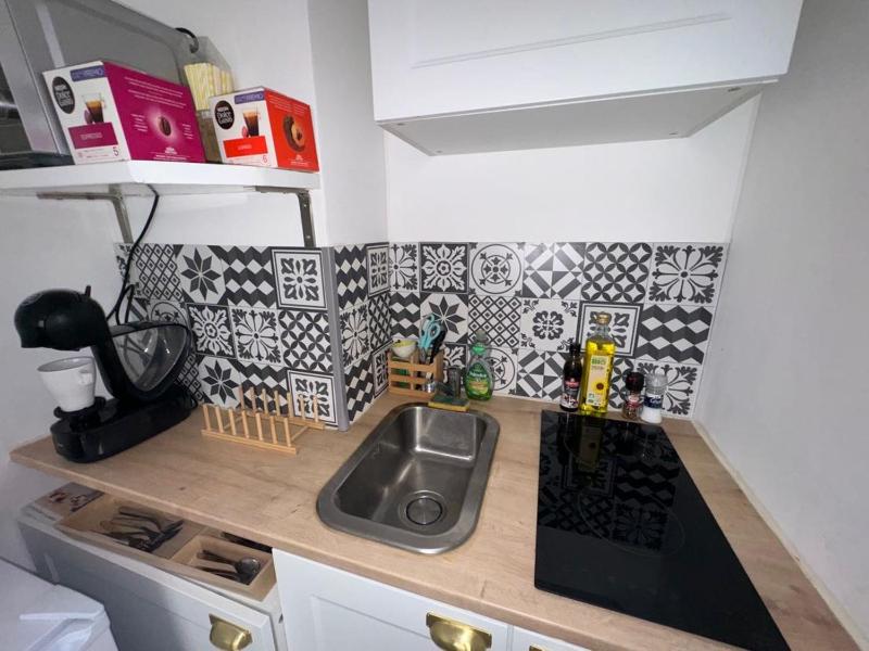 Цены на Studio confort 16eme в Париже