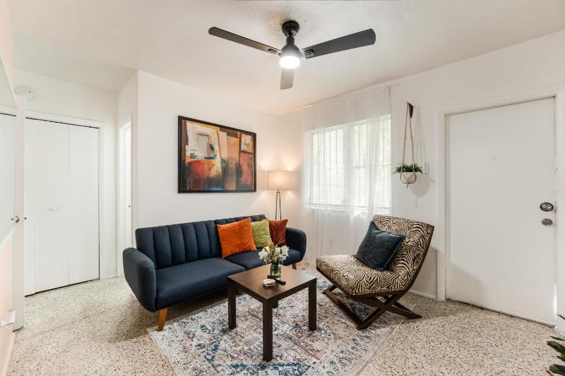 Cozy 1-bedroom Apt In Miami Mins From Brickell — комфортный отель в Майами