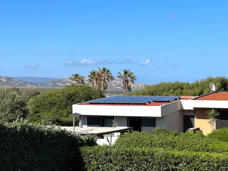 Casa Arcobaleno a Stintino - Idilliaca con giardino