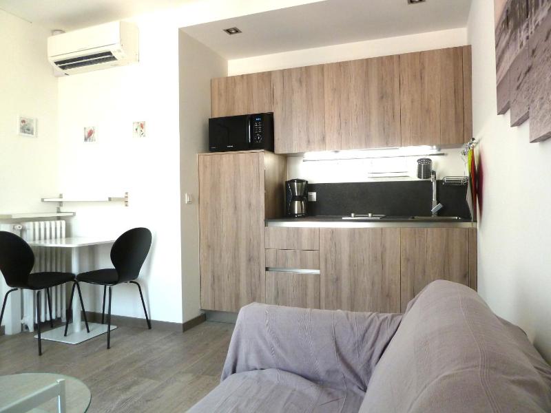 Цены на New 1 bedroom apt place Garibaldi в Николь