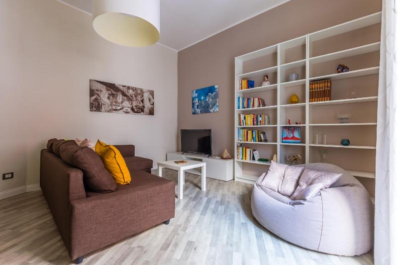 Napoli Heartbeat by Napoliapartments — отель в Неаполе, Италия