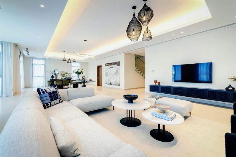 5 Beds Pool Beach Access Palm Jumeirah — комфортный отель в Дубае