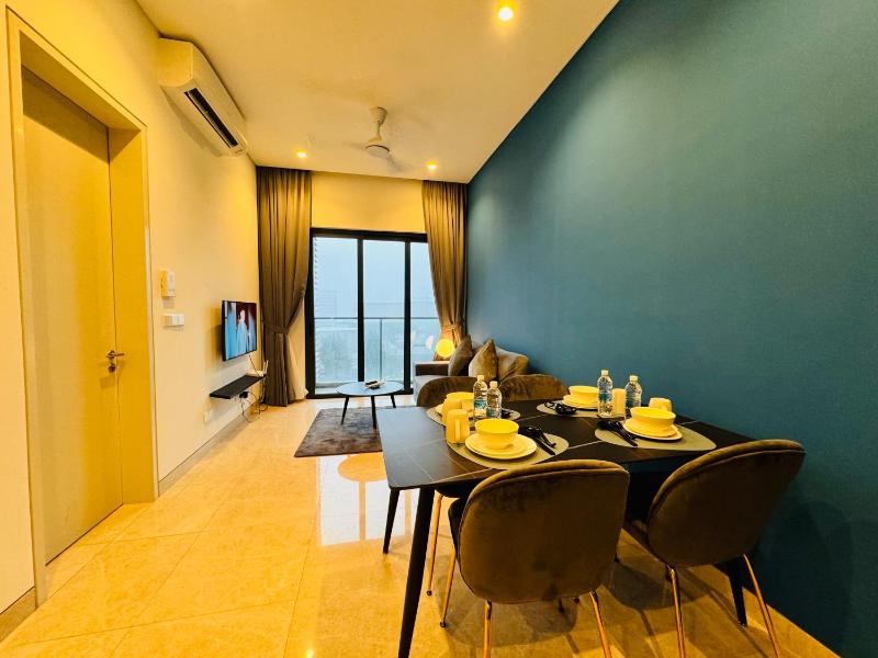Цены на LUCENTIA RESIDENCE AT BUKIT BINTANG CITY Center LALAPORT в Куала-Лумпуре