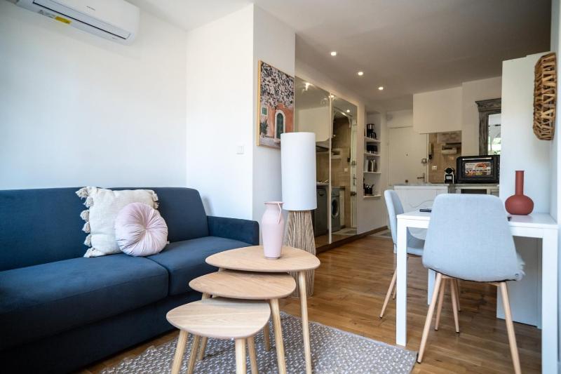 GuestReady - Studio baigne de lumiere a Nice — отзывы гостей и цены