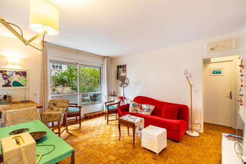 Цены на GuestReady - Eclectic Sojourn in Beaugrenelle в Париже
